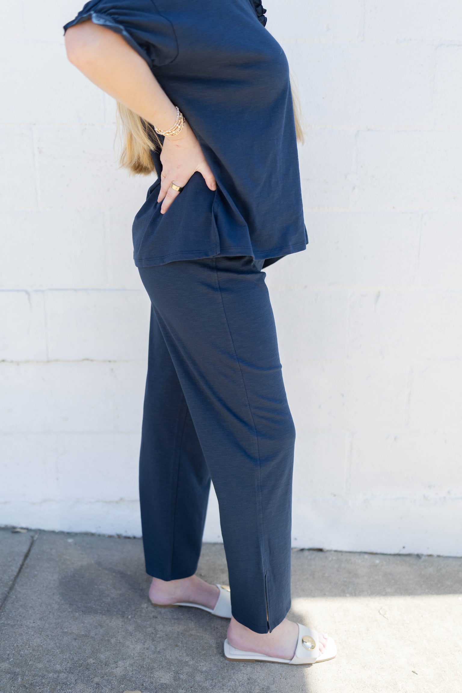 Navy Traveler Tee Pant