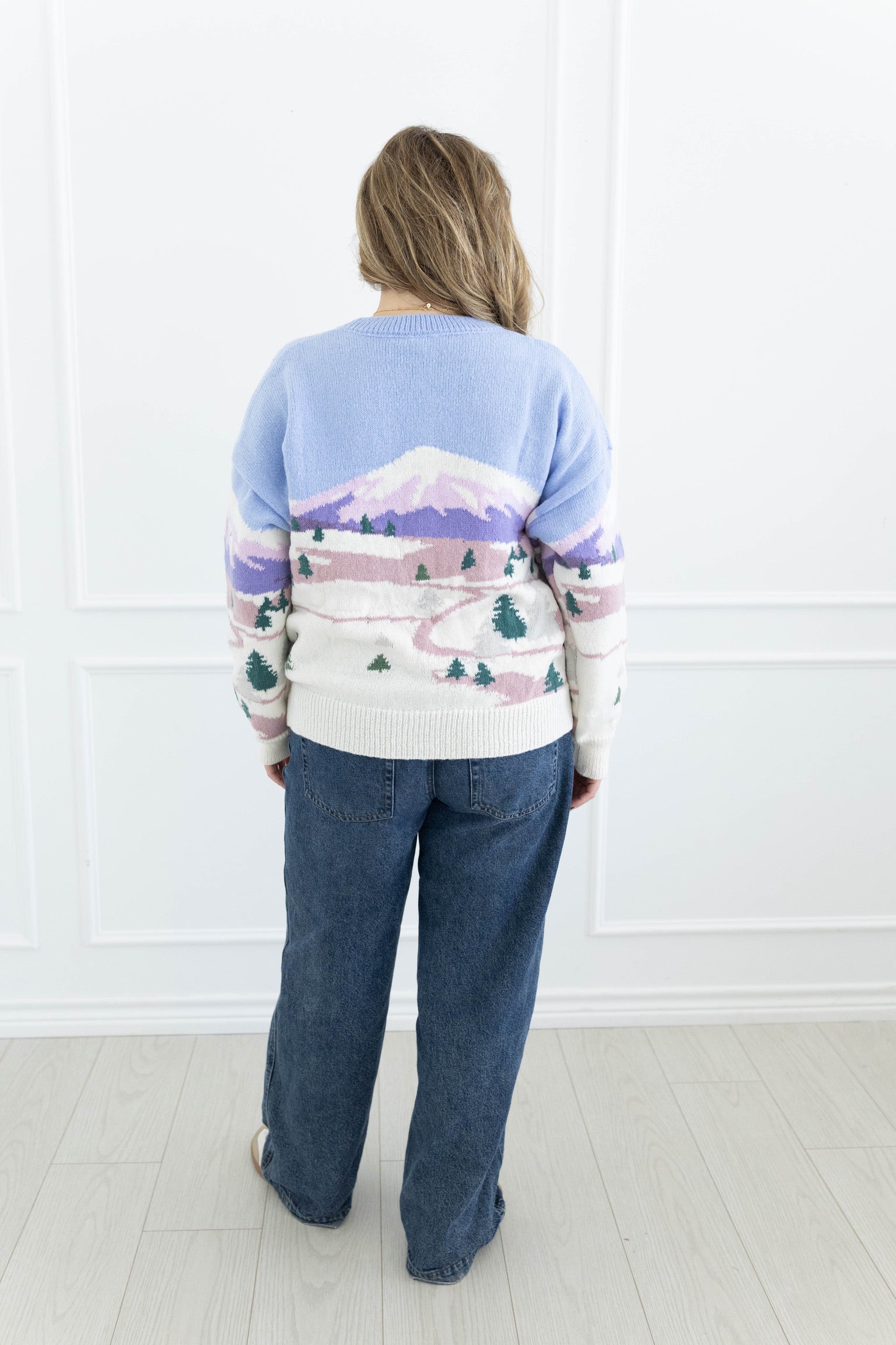 Snow Mountain Graphic Sweater