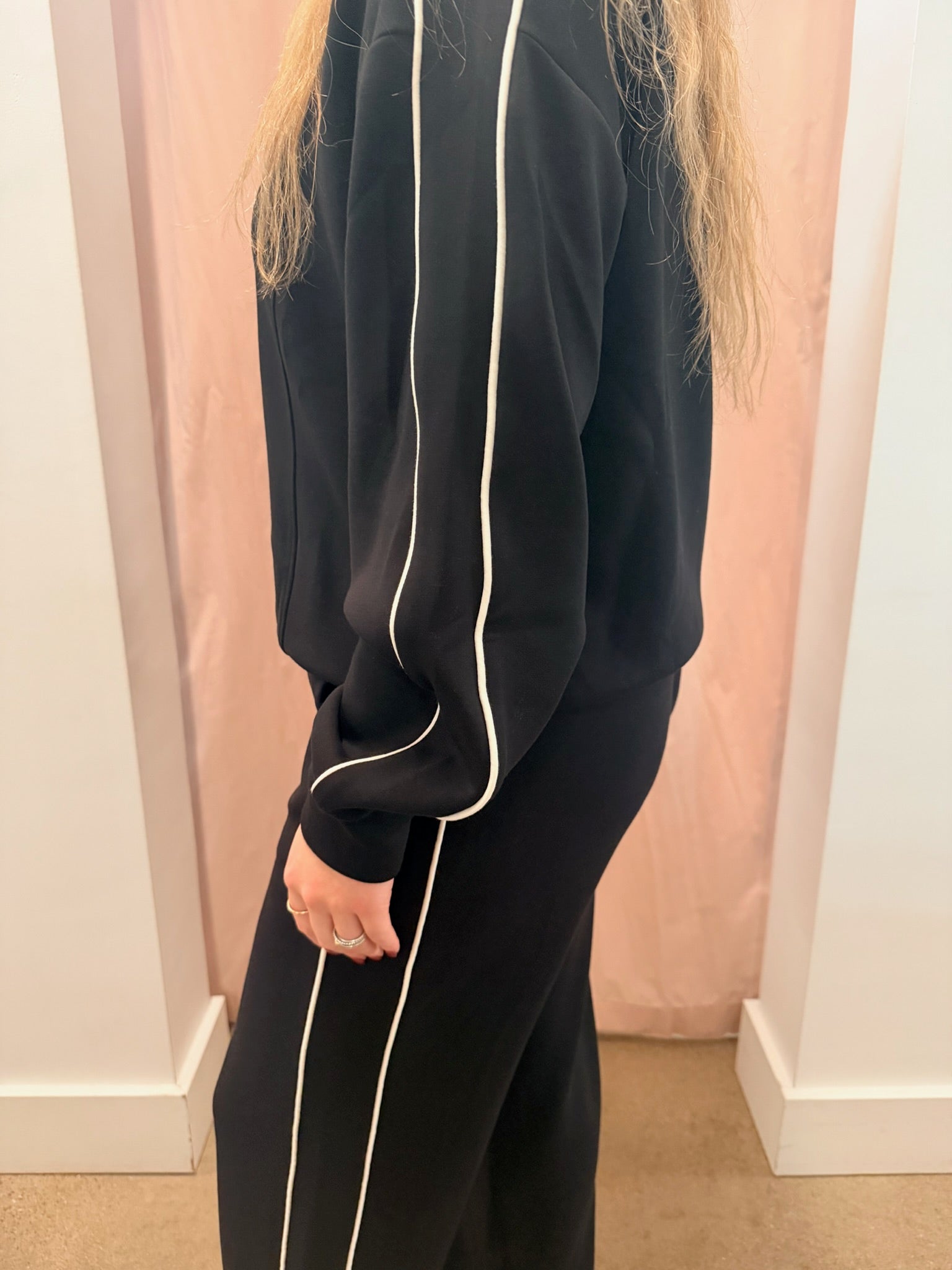 Black Scuba Piping Straight Pant