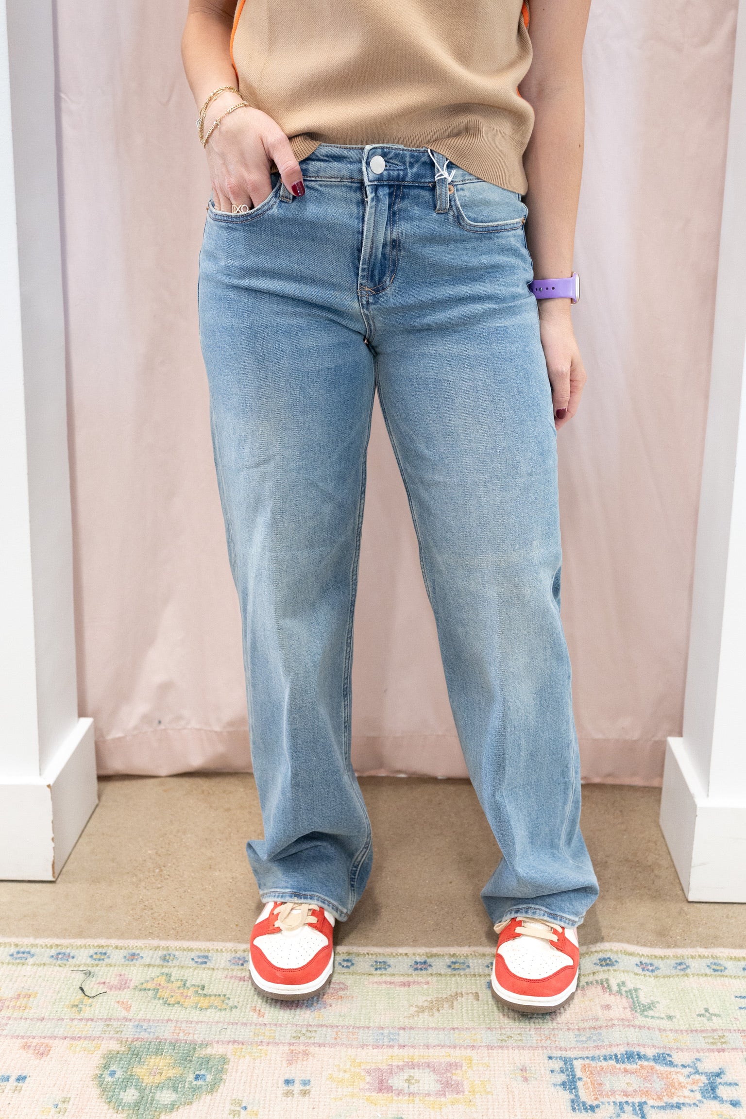 Taylor Vintage Flow Straight Leg Jeans