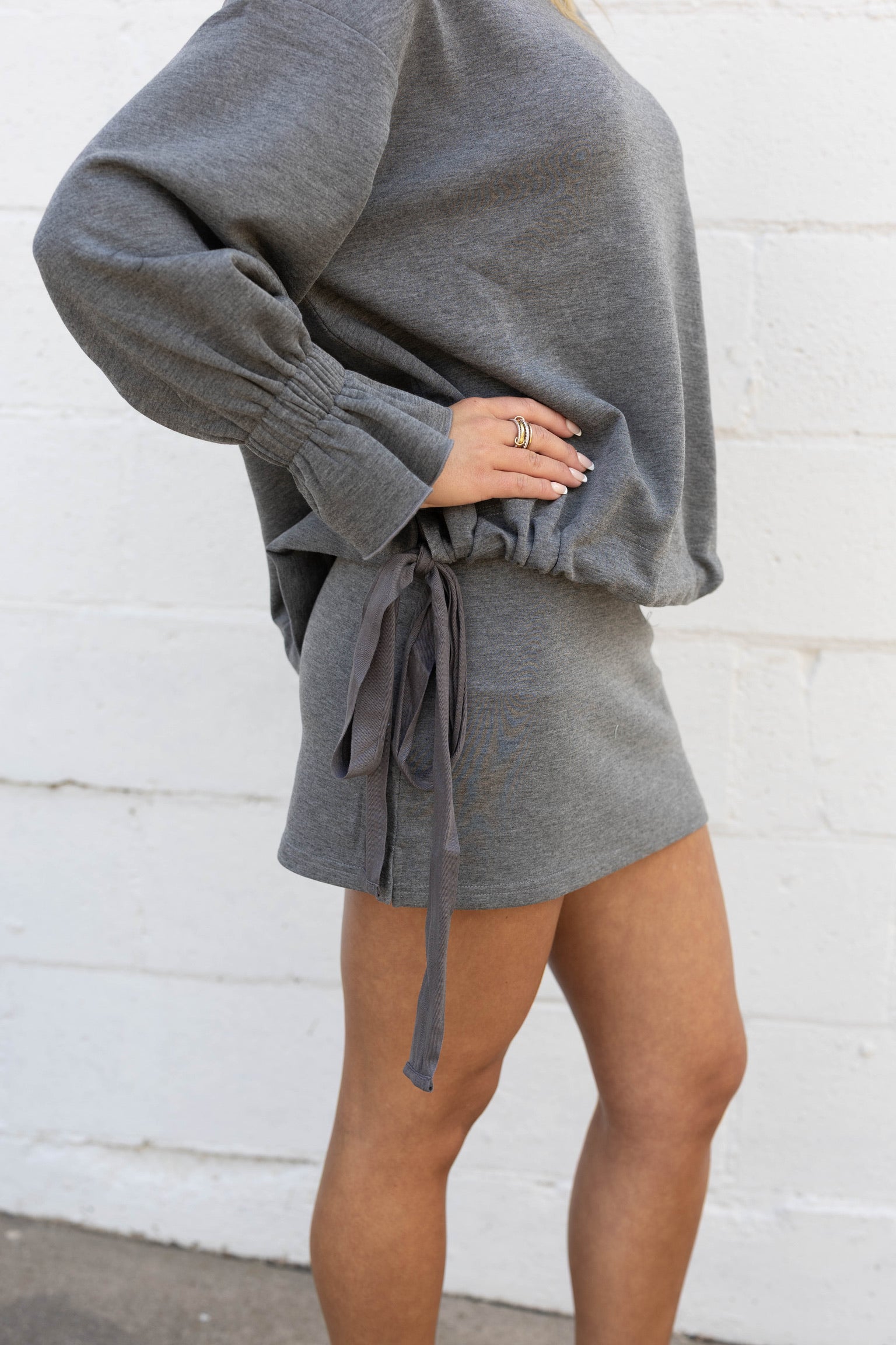 Charcoal Butter Adjustable Pullover
