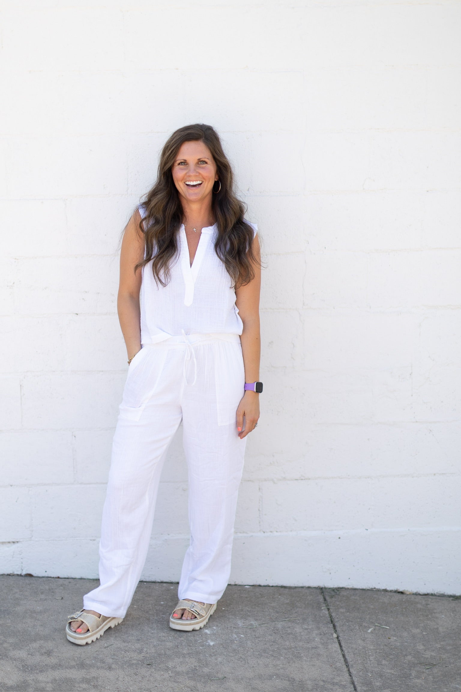 White Cliffside V-Neck Airy Top