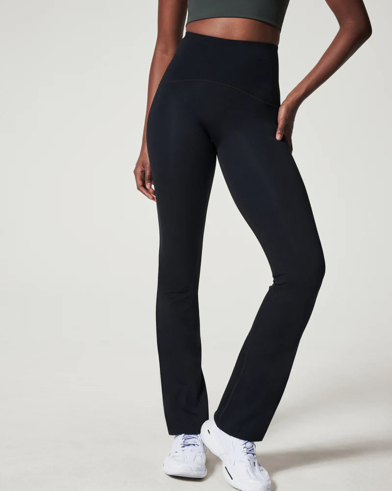 Spanxshape™ Booty Boost® Flare Pant