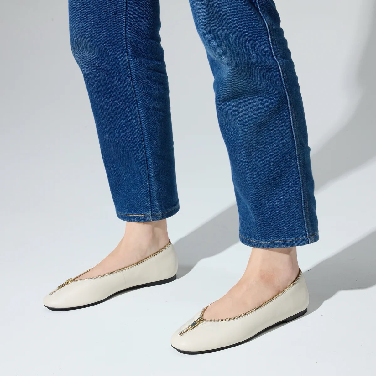 Ziva Flat in Bone Leather