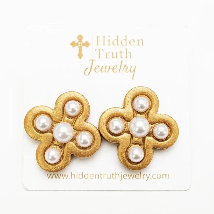 5 Pearl Studs