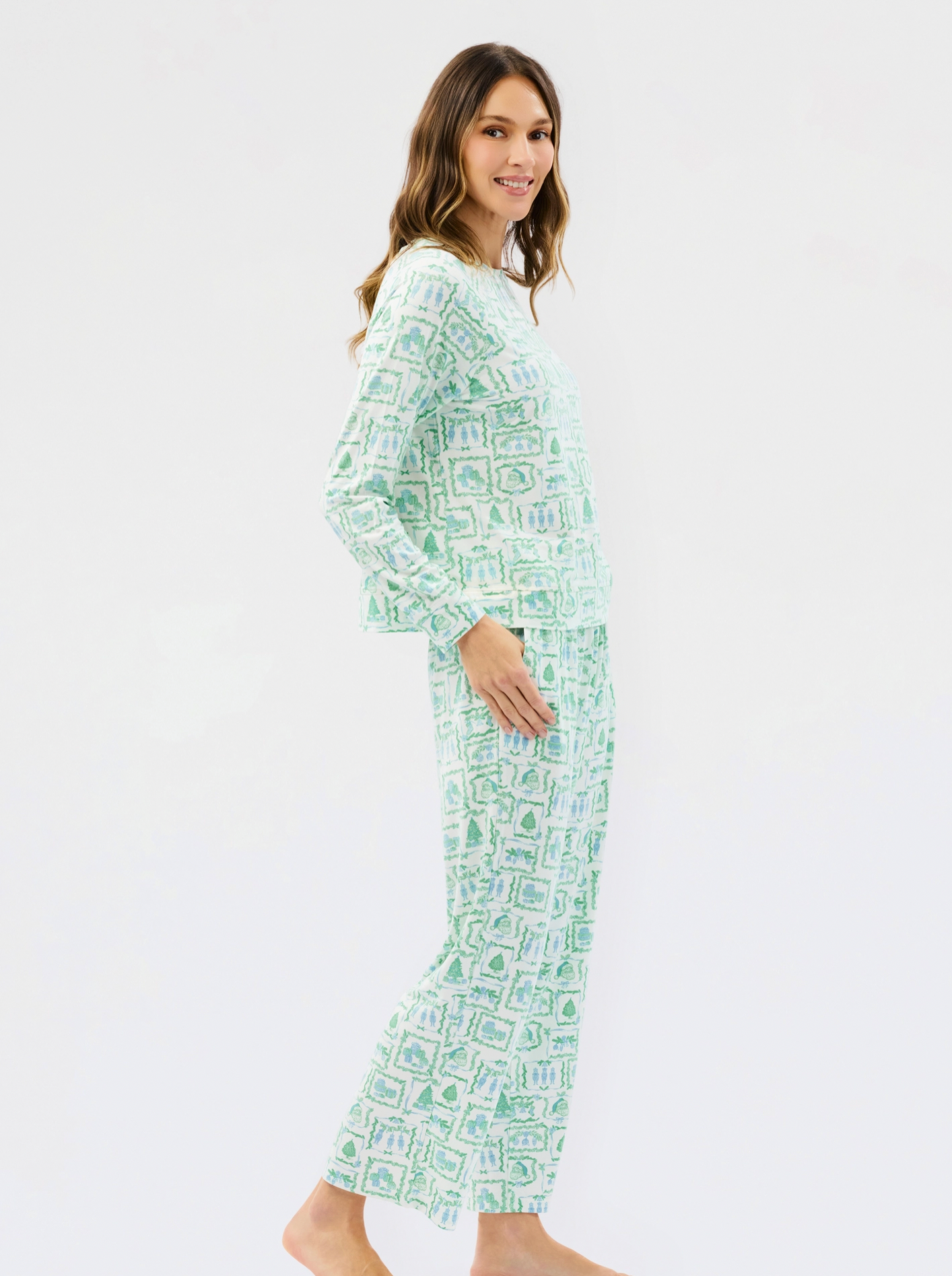 Yuletide Vignettes Pajama Set
